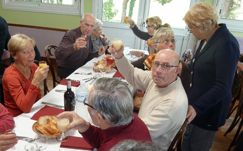 2010-10-10 43 Repas.JPG